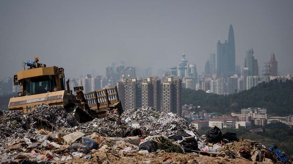 مطمر للنفايات الصلبة في هونغ كونغ (أ ف ب)