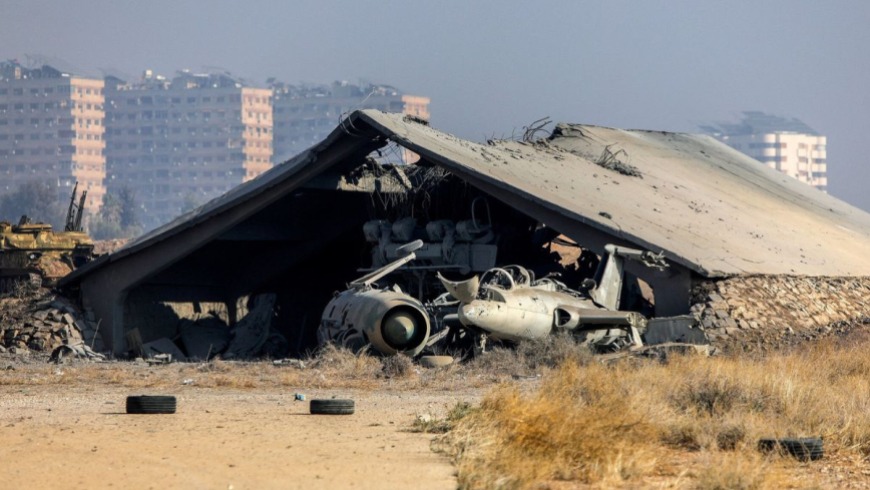 مطار المزّة العسكري.