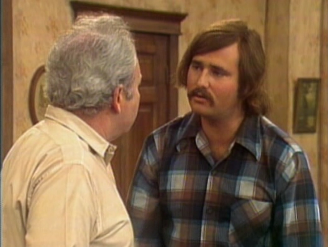 المخرج روب راينر بدور Meathead في مسلسل All in the Family (الانترنت)