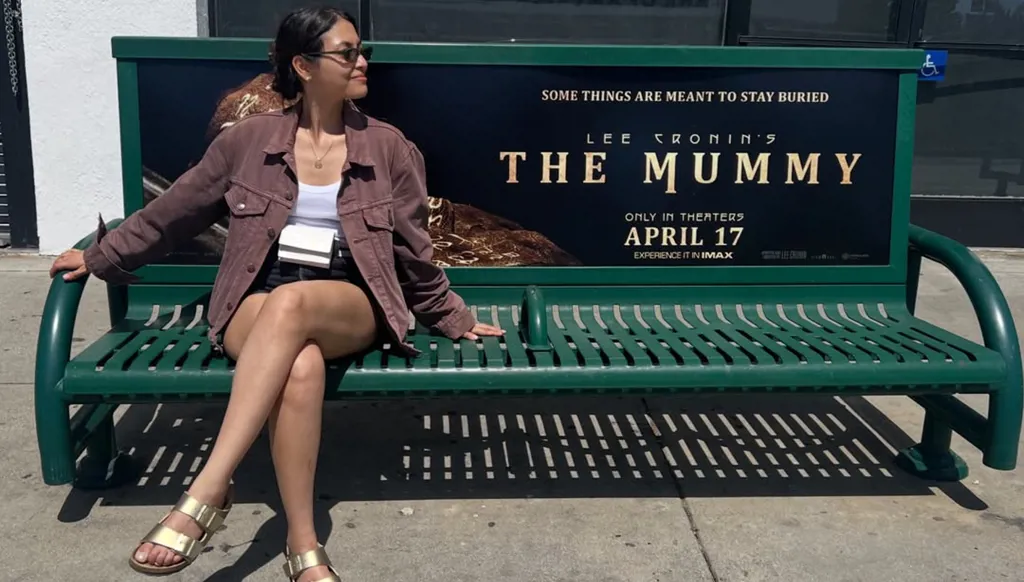 بعد كسر في العمود الفقري... فنانة مصرية بطلة فيلم في هوليوود