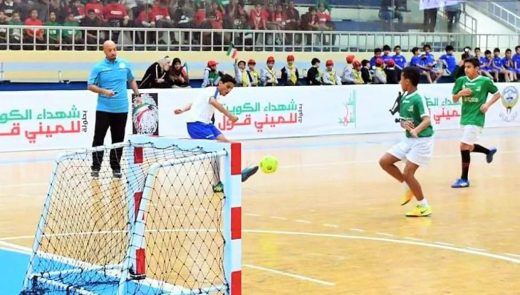 "ميني غول"... ما هي هذه الرياضة التي صنعتها الكويت؟