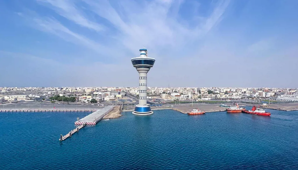 فرنسا والسعودية: حماية ميناء ينبع النفطي بأصول عسكرية فرنسية