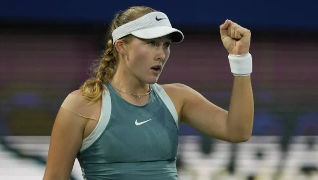 الروسية أندرييفا تدخل التاريخ من بوابة دورة دبي