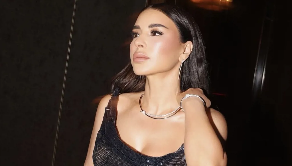 ماغي بو غصن تتألق في حفل جوائز "بيلبورد" عربية بتصميم ملفت من ليث معلوف (صور وفيديو)