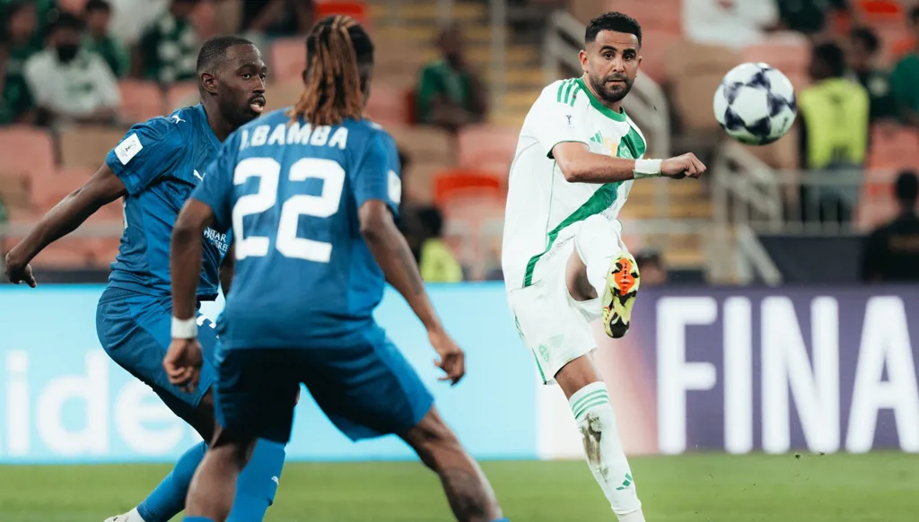 رياض محرز... عجوز بمواصفات ذهبيّة