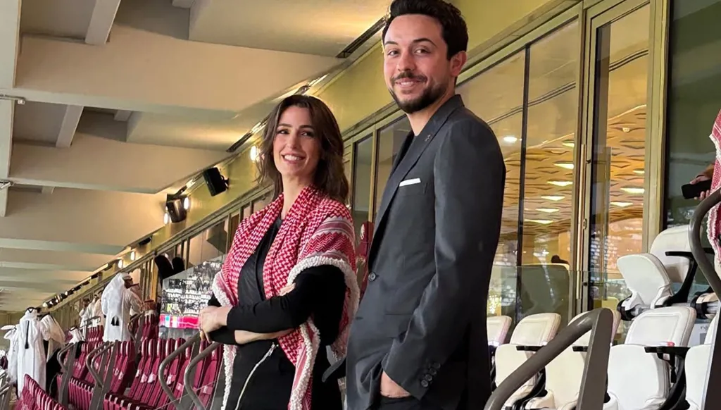 الأميرة رجوة تدعم النشامى في نهائي كأس العرب 2025 بإطلالة تحمل الرمزية الوطنية (صور)