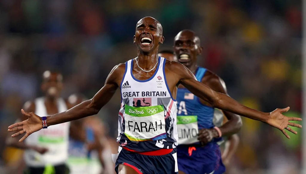 العداء الأولمبي مو فرح في أبوظبي... سباق رياضي - صحي تحت عنوان "اركض في ياس"