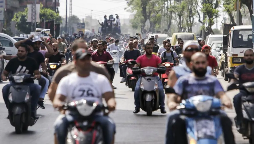 شرطة بلدية طرابلس تبدأ حملة لمصادرة الدراجات النارية المزعجة