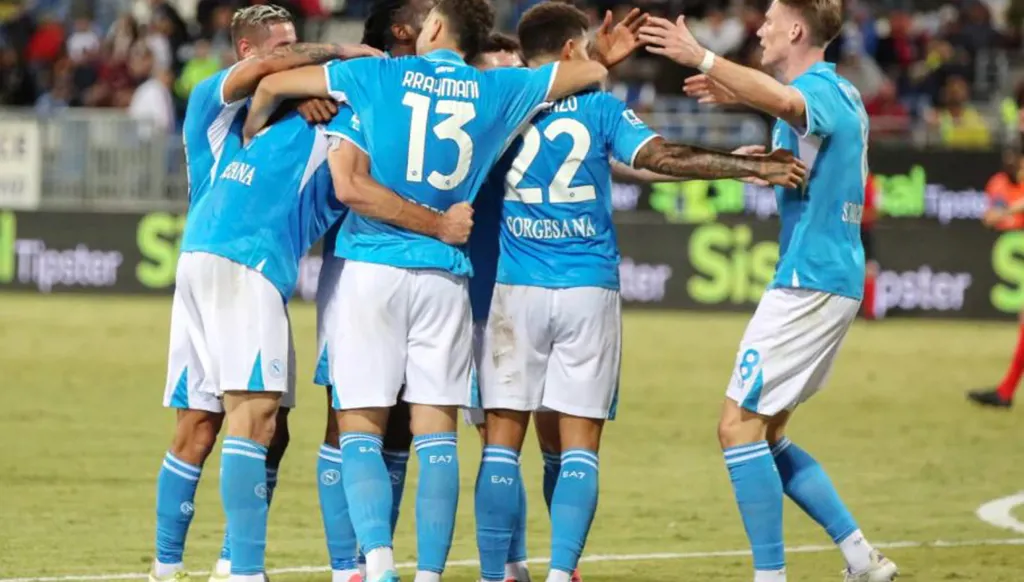 نابولي يستهدف ضرب عصفورين بحجر واحد