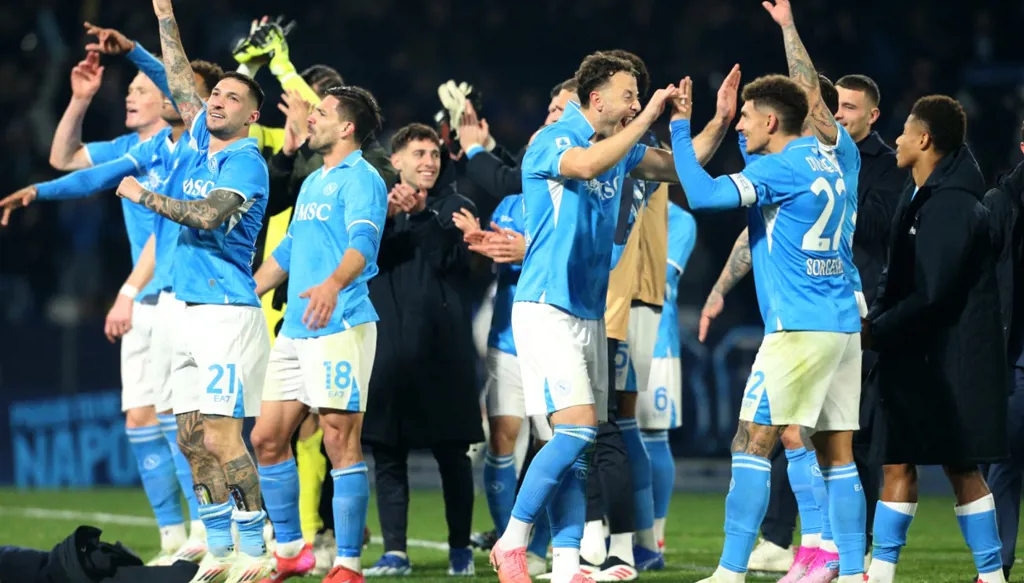 نابولي يوقف سلسلة انتصارات جوفنتوس