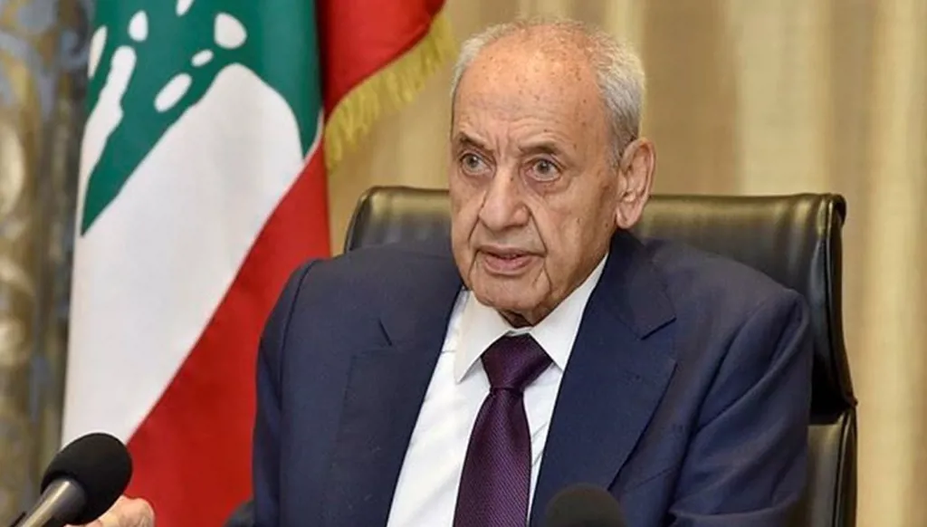 وزير شيعي سابق  رد على انتقاد بري