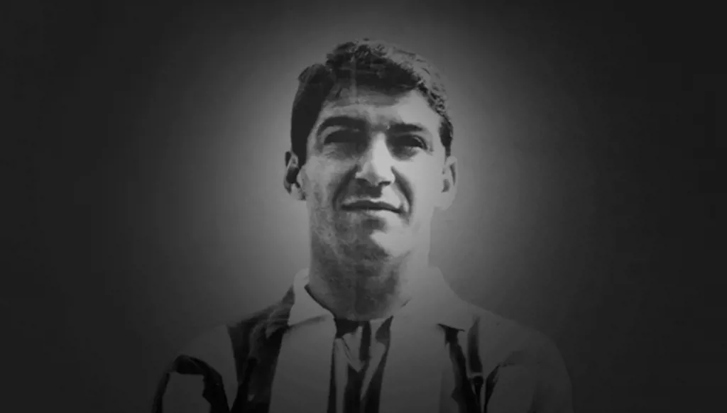 وفاة إنريكي كولار أطول لاعب حمل شارة القيادة في تاريخ أتلتيكو مدريد