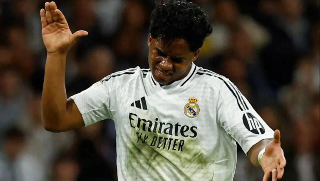 على طريقة ميسي ورونالدو... مهاجم ريال مدريد يبني "جيم" في منزله