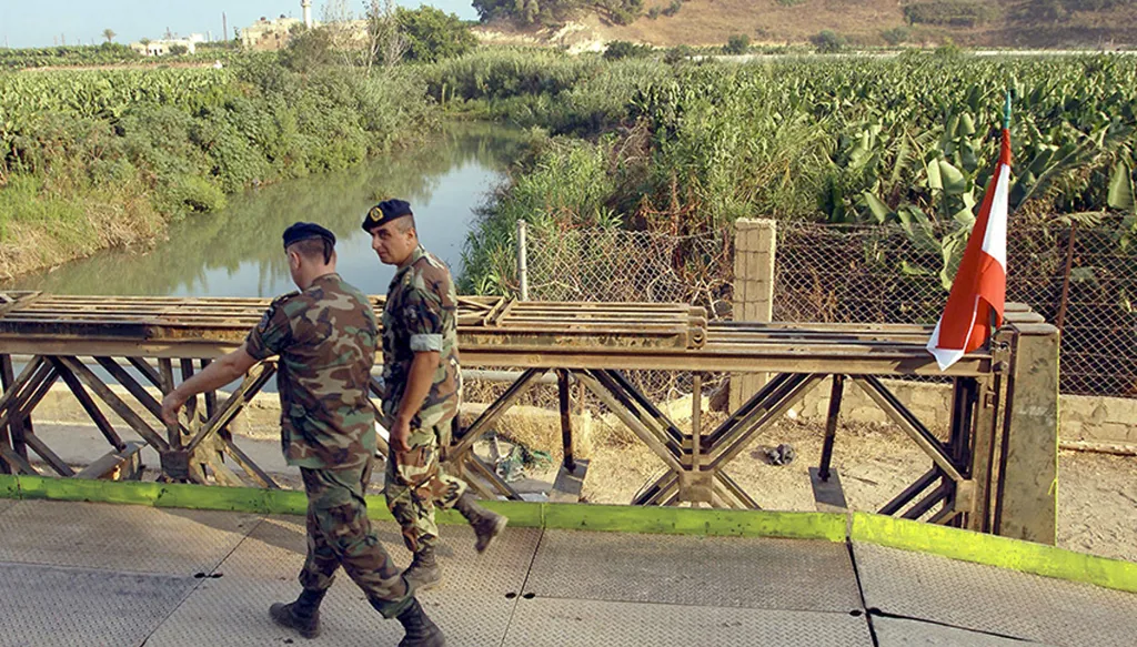 جولة لوفد أميركي جنوب الليطاني... قرار مهمّ تبلّغه عون بشأن الوحدات العسكرية