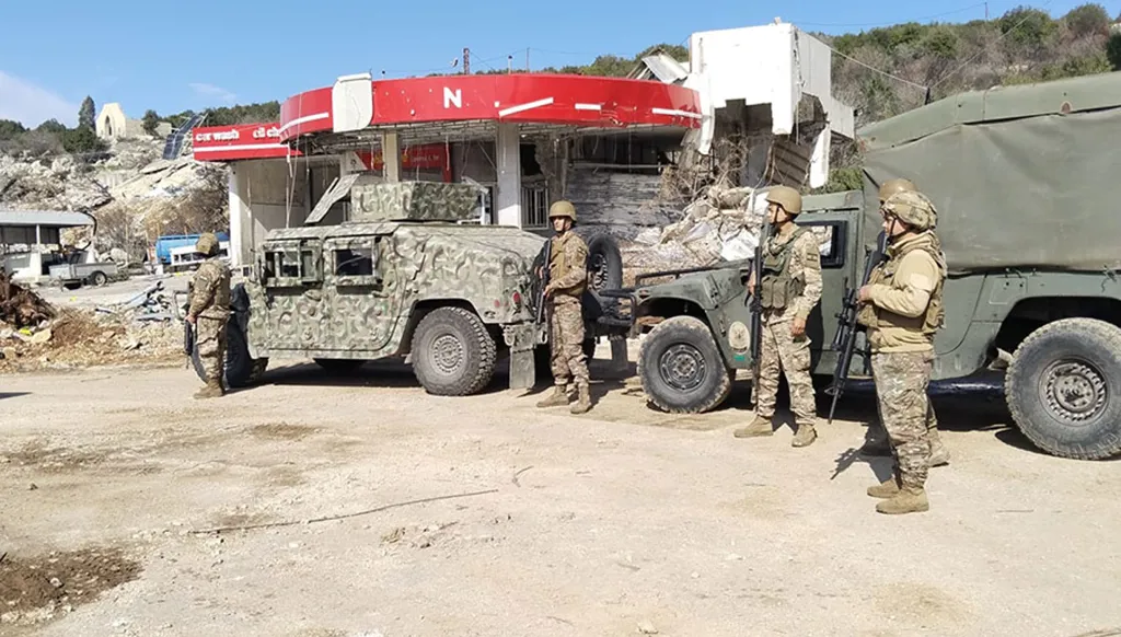 بالصور- الجيش اللبناني يستكمل انتشاره في جنوب الليطاني وبلدات القطاع الأوسط