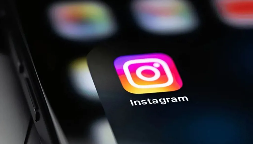 "إنستغرام" يتجه إلى التلفزيون بمحتوى أطول لمنافسة "يوتيوب"
