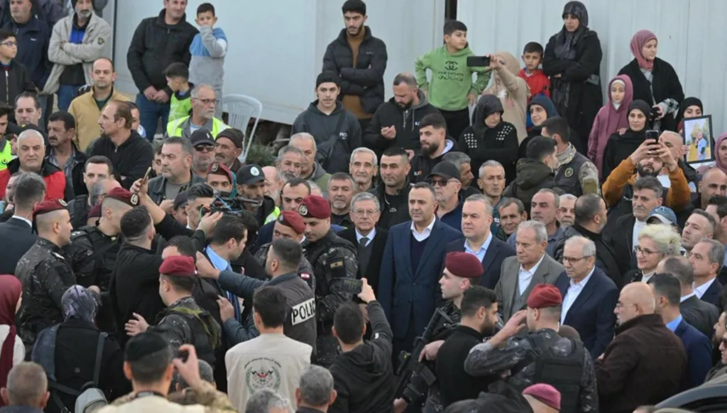 "نريد الأمن والأمان"