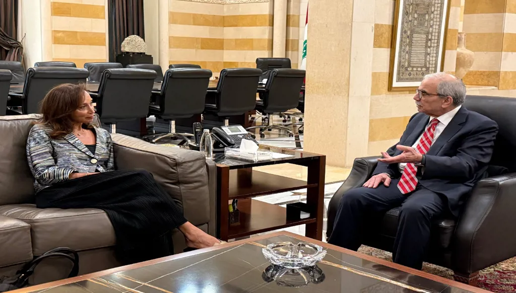 نواف سلام يستقبل المندوبة الدائمة للبنان لدى اليونسكو