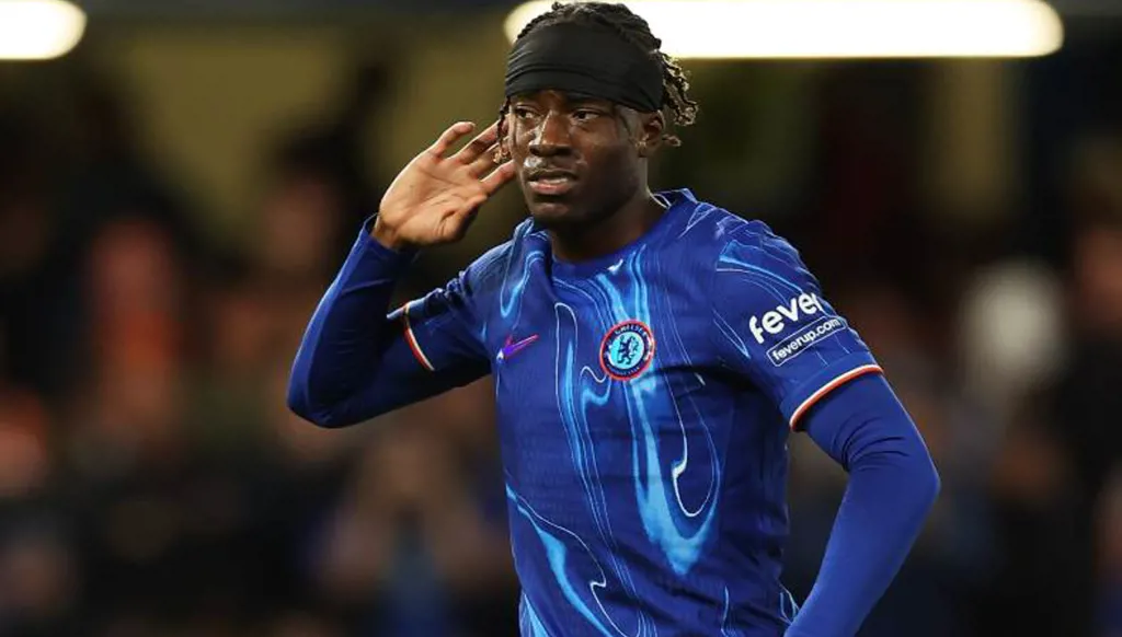 آخرهم مادويكي... صفقات أثارت غضب الجماهير