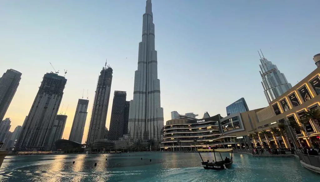WTTC نمو السياحة في الإمارات يتسارع والإيرادات تبلغ 85  مليار دولار بحلول 2036