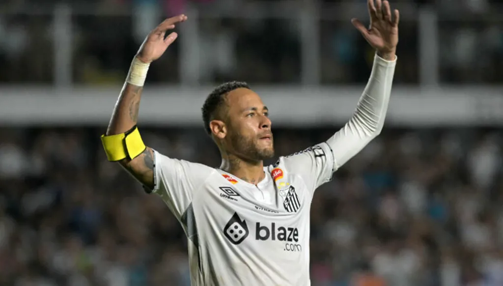 نيمار وديباي يقودان ثورة ضد قرار منع الوقوف على الكرة