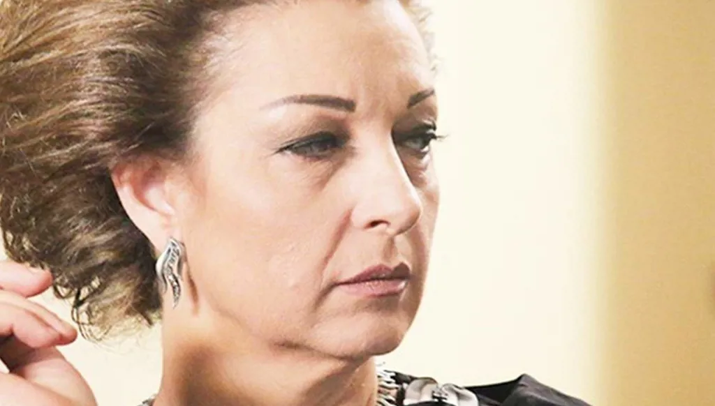 نادين خوري تتحدّث لـ"النهار" عن زياد الرحباني ومسلسل "آسر" (فيديو)