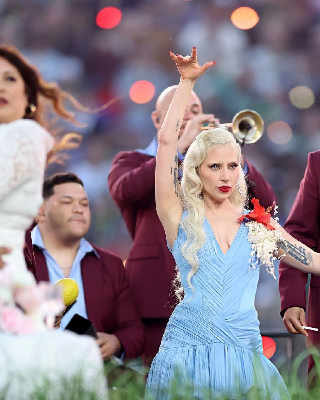 ليدي غاغا وباد باني في سوبر بول 2026 (انستغرام)