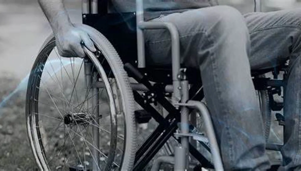 أمل جديد للمشلولين... تقنية صينية تعيد الحركة لمرضى الشلل في أيام