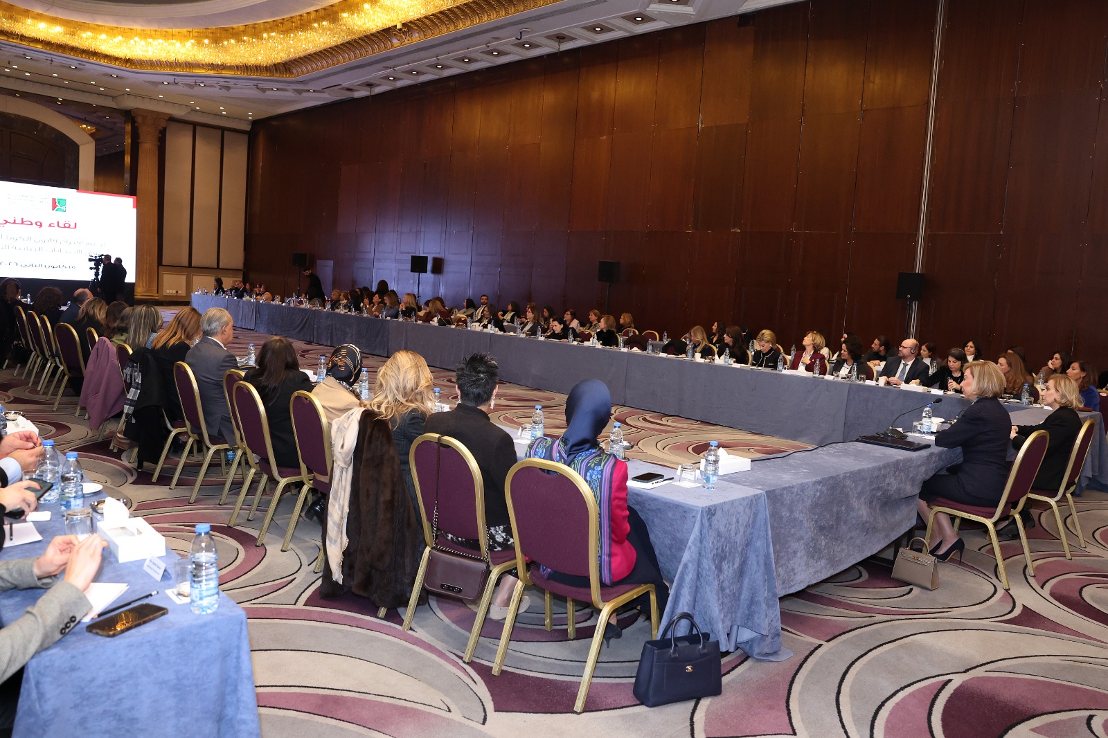 لقاء وطني للهيئة الوطنية لشؤون المرأة اللبنانية برئاسة اللبنانية الأولى