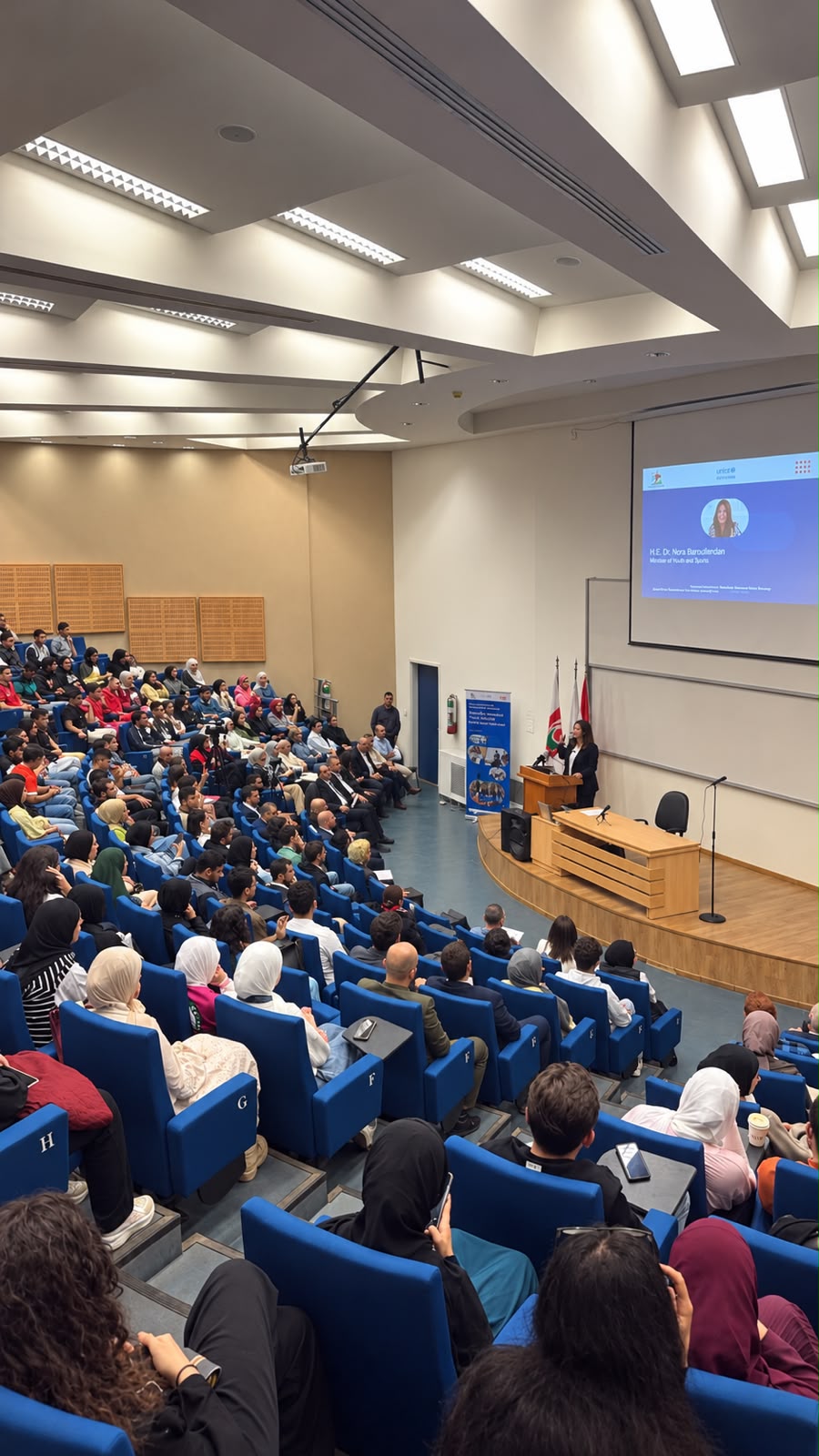 من المشاورات الوطنية والإقليمية بشأن الاستراتيجية الوطنية للشباب في لبنان. (وكالات)