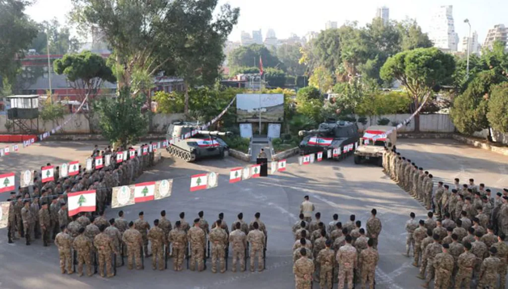 تلاوة أمر اليوم على العسكريين بذكرى الاستقلال: وطننا يشهد مرحلة مصيرية