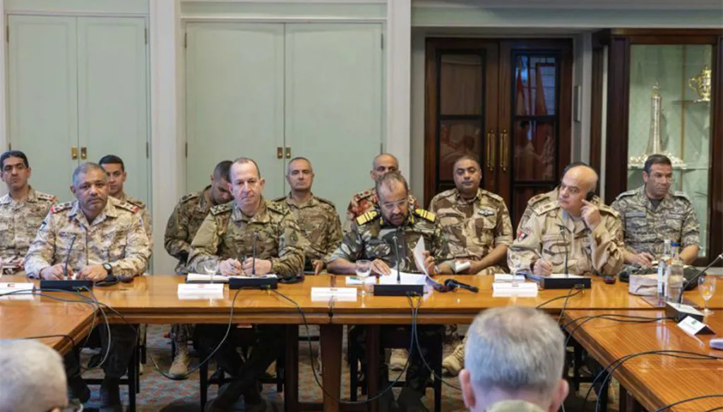 هيكل يزور بريطانيا... وبحثٌ في خيارات ما بعد "اليونيفيل"