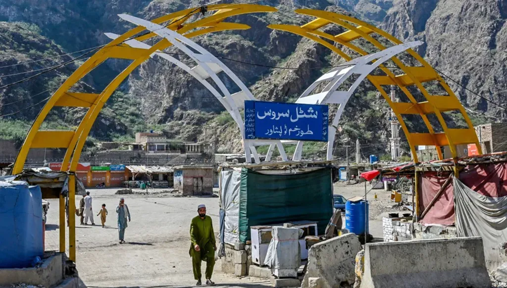 مقتل 5 أشخاص في إطلاق النار على الحدود الأفغانية الباكستانية