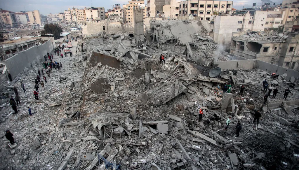 صحة غزة: مقتل 45805 فلسطينيين في القطاع منذ 7 تشرين الاول 2023