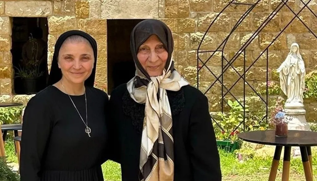 زيارةُ السيّدة "سيّدةَ الزيارة"