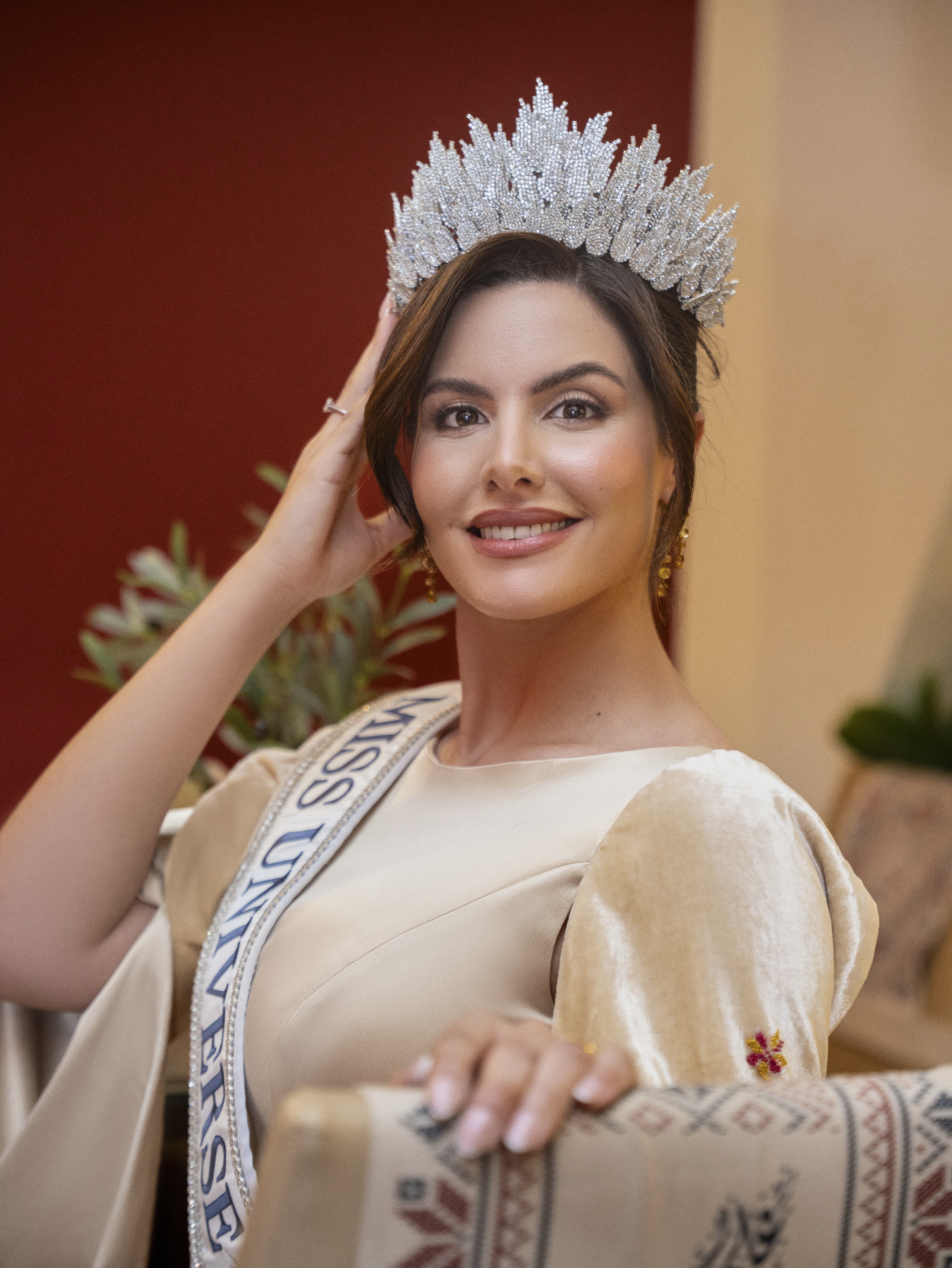 ملكة جمال فلسطين نادين أيوب (منظمة ملكة جمال فلسطين).