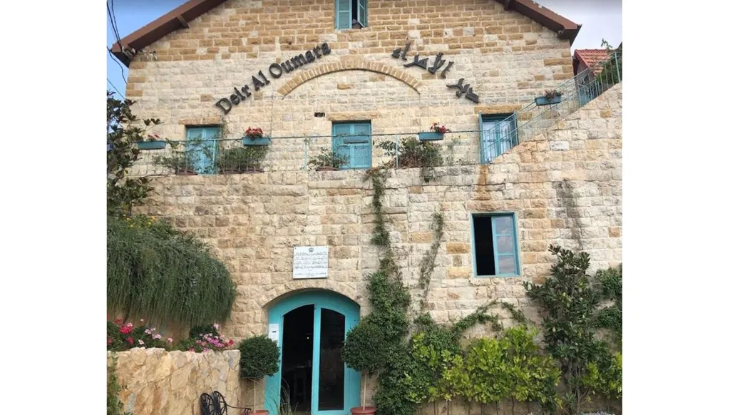 سهرة في بيت شاعر