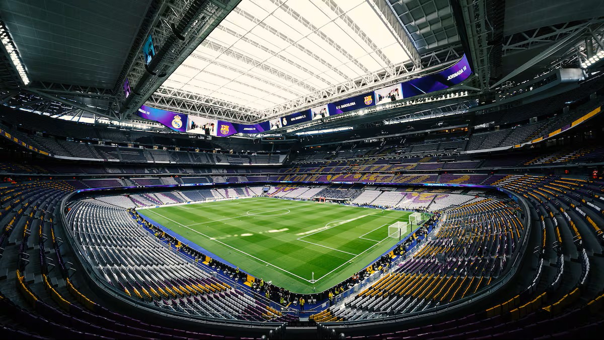 سانتياغو برنابيو. (آس)