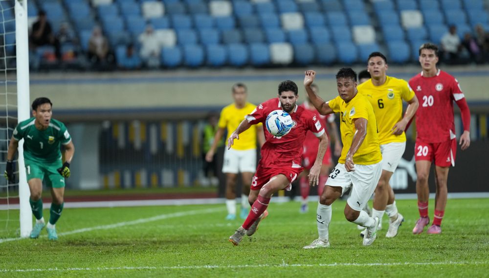 قدم المنتخب اللبناني أداء حذرا لادخار جهوده للاستحقاق العربي. (وكالات)