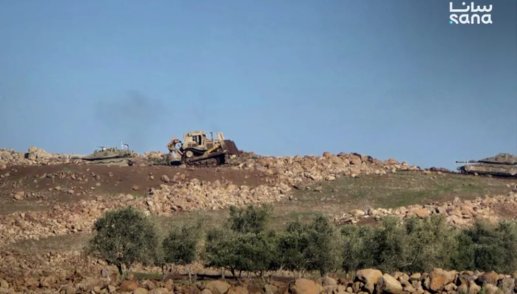 قوّة إسرائيلية توغلت في ريف القنيطرة الجنوبي واعتقلت شاباً