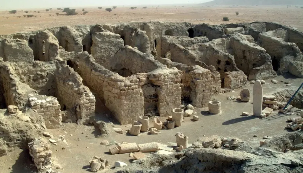 قرية الفاو الأثرية