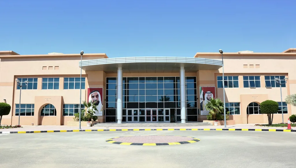 أطباء الإمارات يُحذّرون من إنفلونزا الأطفال