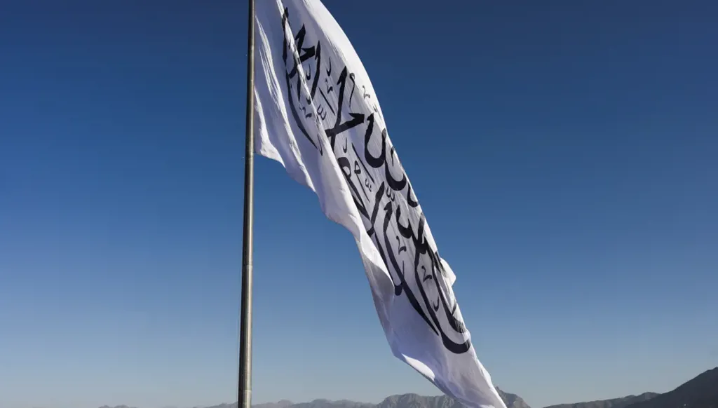 "طالبان" تعلن مقتل 58 جندياً... وتكشف وساطة قطرية وسعودية