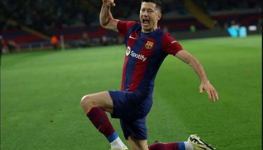 معركة هدافي دوري أبطال أوروبا تشتعل في قمة برشلونة وبورسيا دورتموند