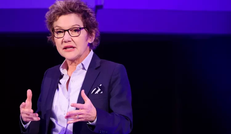 رئيسة بنك الاحتياطي الاتحادي في سان فرانسيسكو ماري دالي (مواقع)