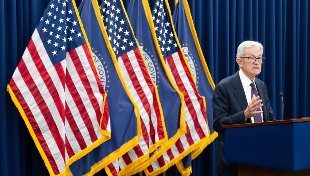 بين أوهام الخفض وتحذيرات الأسعار… الفيدرالي يربك الأسواق