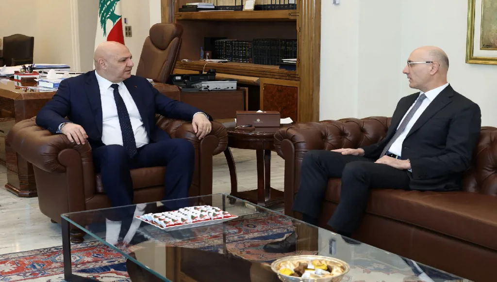 الحجار يبحث مع عون التدابير الأمنية في مختلف المناطق ويثمِّن الخطوة السعودية بعودة الصادرات
