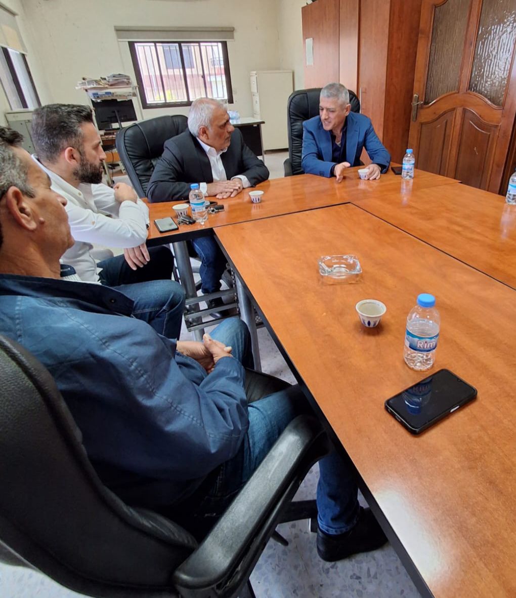 رئيس المجلس الأعلى للجمارك العميد مصباح خليل في معبر القاع الحدودي (لينا اسماعيل)