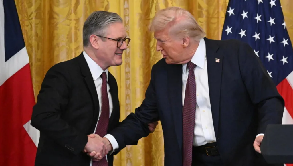 ستارمر يشتري مقاتلات نووية أميركية... الخبراء: خطوة سياسية لا عسكرية!