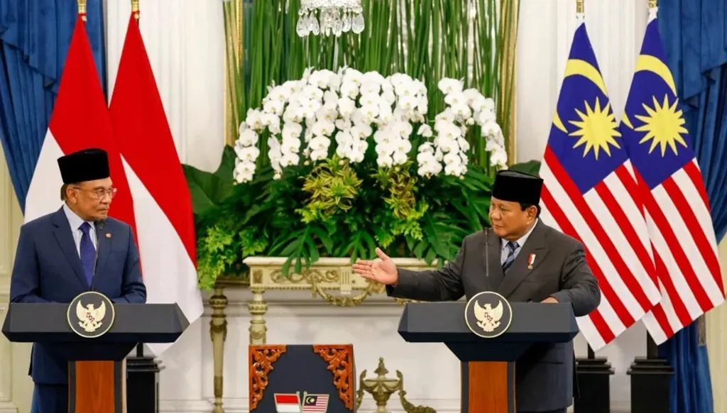 ماليزيا وإندونيسيا: تكثيف الجهود الديبلوماسية لإنهاء الحرب وتأمين مضيق هرمز